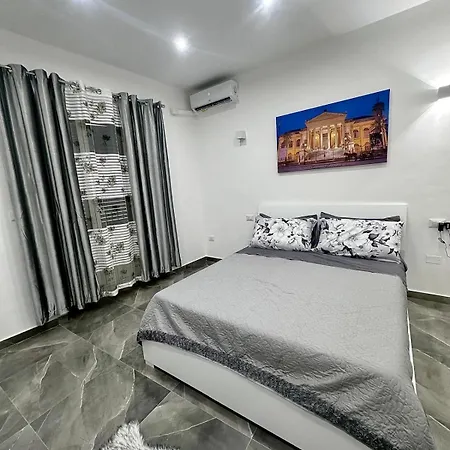 Mia Apartment
